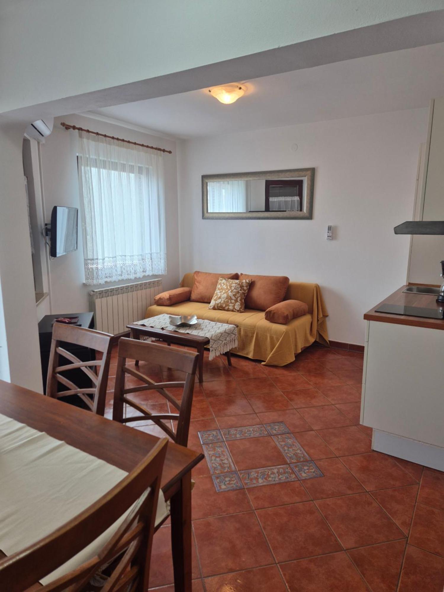 Apartments Antolovic Vrsar Exterior photo