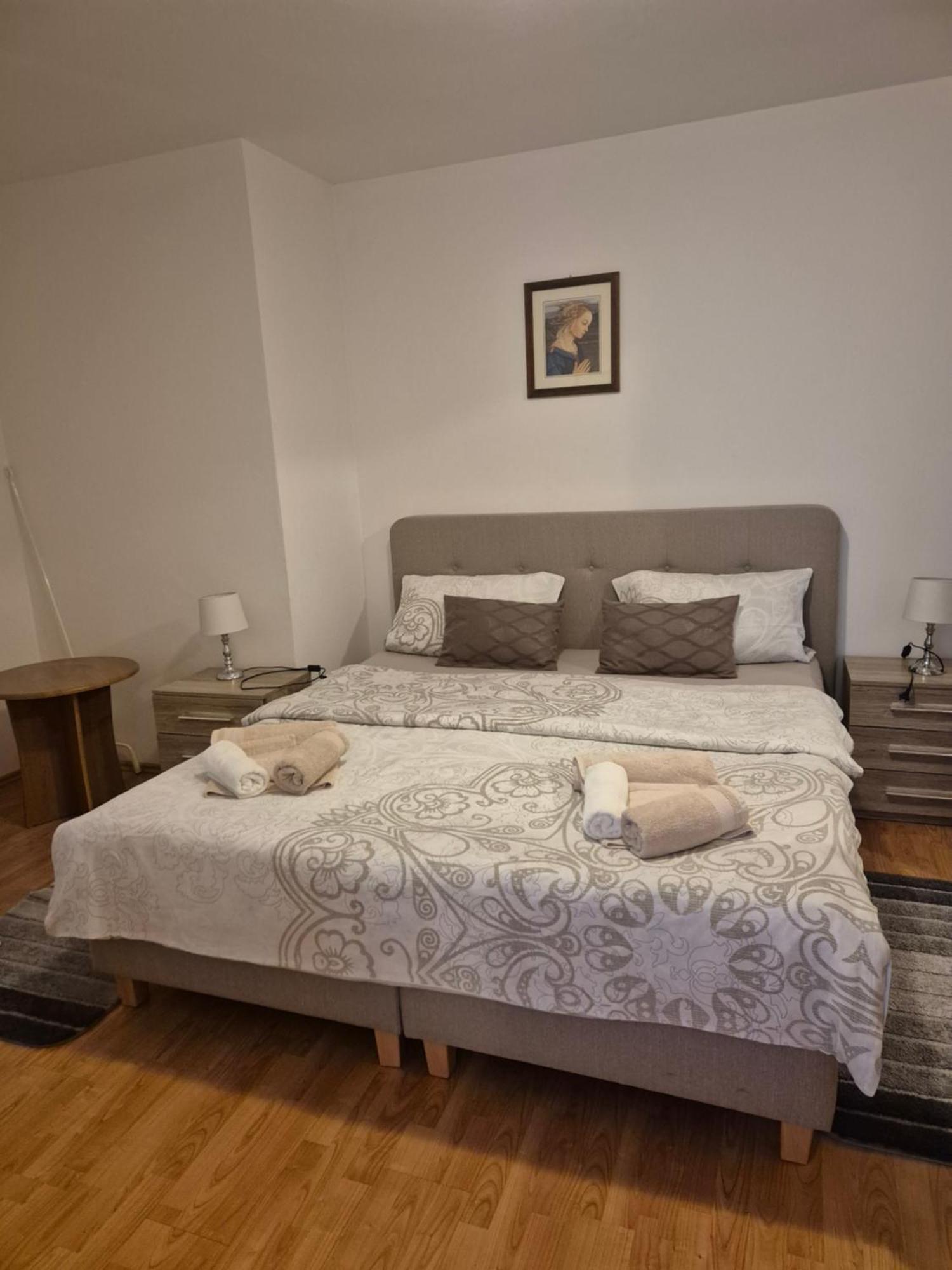 Apartments Antolovic Vrsar Exterior photo
