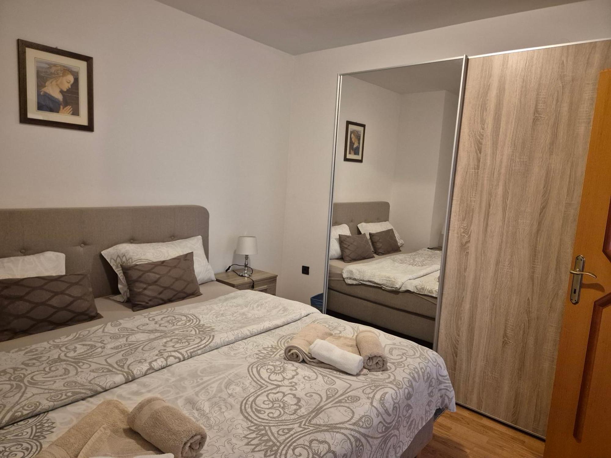 Apartments Antolovic Vrsar Exterior photo