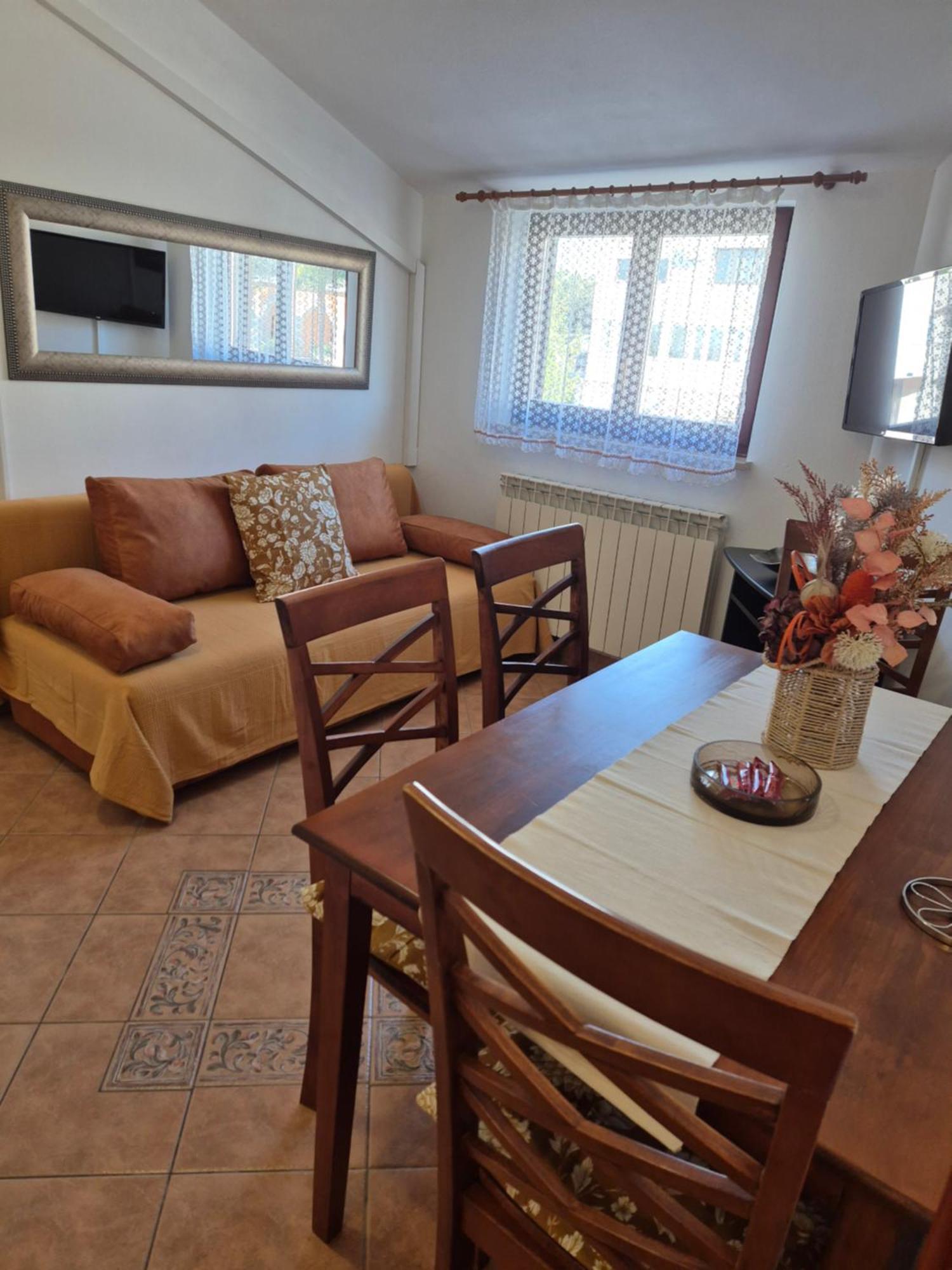 Apartments Antolovic Vrsar Exterior photo